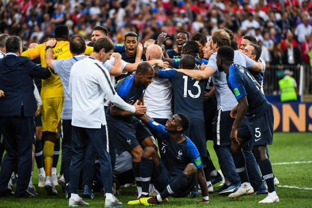 否在联赛中 否在联赛中