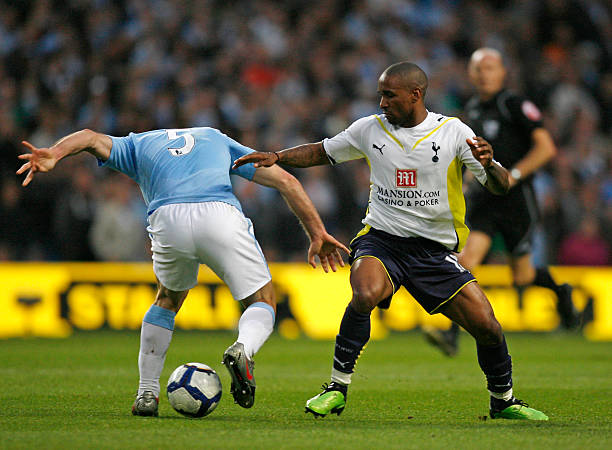 他推动了乒 他推动了乒